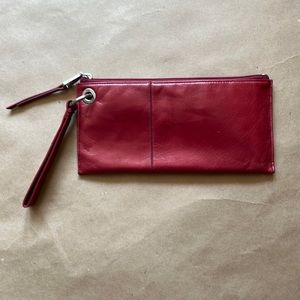 Hobo pink clutch